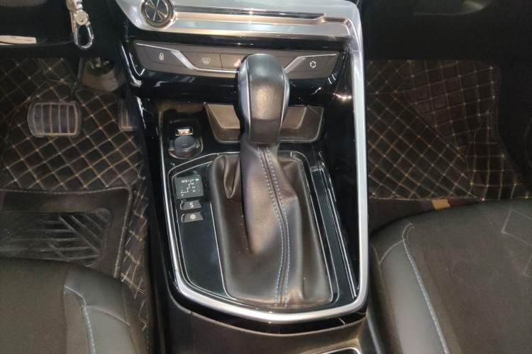 Used Peugeot 308 2016 1.6L Automatic Luxury Edition