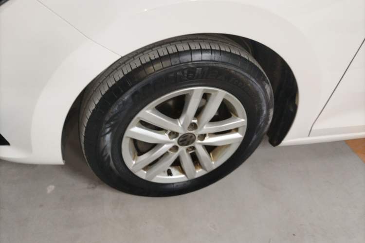 Used Volkswagen Santana 2016 1.6L Manual Fashion Edition
