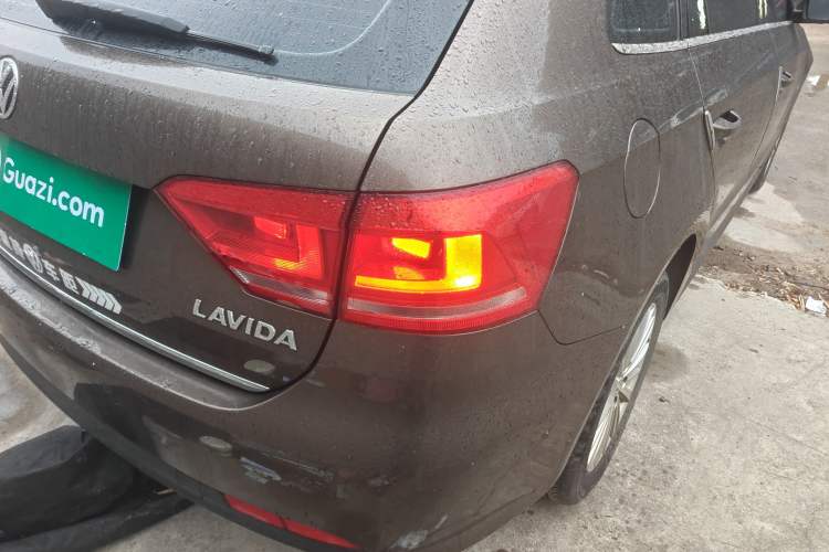 Used Volkswagen Gran Lavida 2013 1.6L Automatic Comfort Model