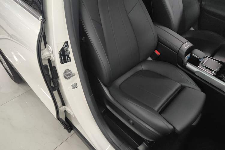 Used Mercedes-Benz GLB 2020 Facelift GLB 200 Fashion Edition
