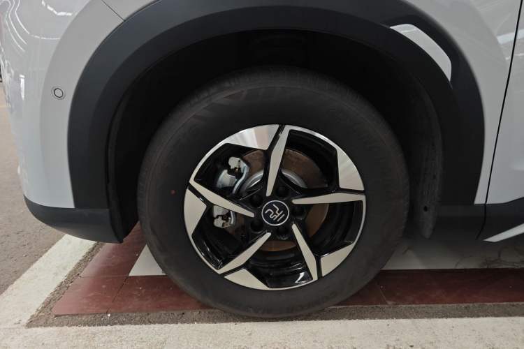 Used BYD Yuan UP 2025 Intelligent Driving Version 401 km Leading Edition