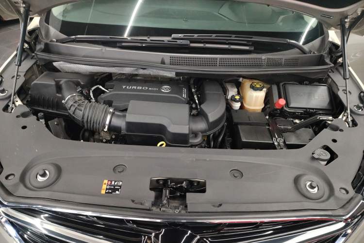 Used Buick GL8 2022 ES Landtrek 653T Comfort Edition
