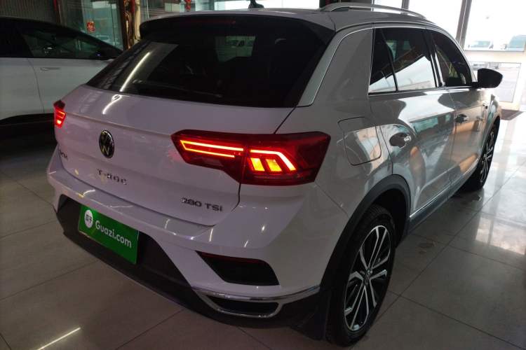 Used Volkswagen T-ROC 2021 280TSI DSG Two-Wheel Drive Comfort Connect 30th Anniversary Edition
