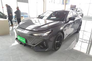 Used Changan UNI-V 2022 1.5T Prestige Version