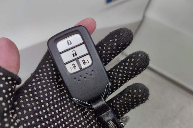 Used Honda Elysion 2019 2.0L Hybrid Luxury Edition