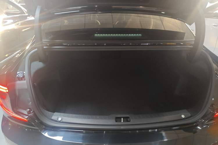 Used Volvo S90 2021 B5 Zhiyi Luxury Edition
