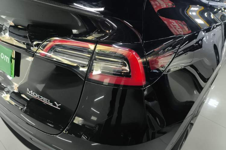 Used Tesla Model Y 2021 Performance High-Performance All-Wheel-Drive Version
