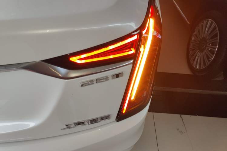 Used Cadillac CT6 2021 28T Luxury Version