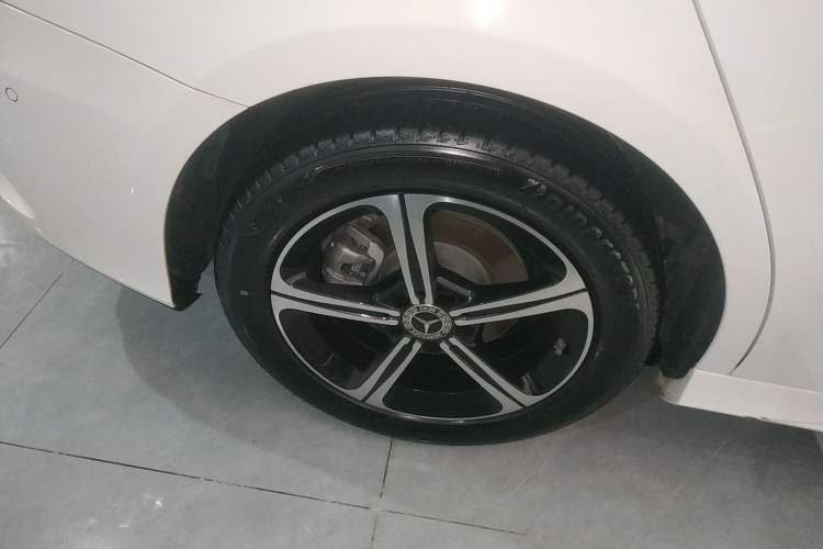 Used Mercedes-Benz A-Class 2022 Revised Version A 200 L Sport Sedan Fashionable Style