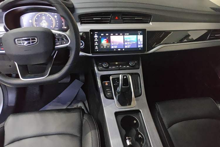 Used Geely Auto Emgrand X7 Sport 2021 Million Edition 1.8TD DCT Two-Wheel Drive Comfort Model
