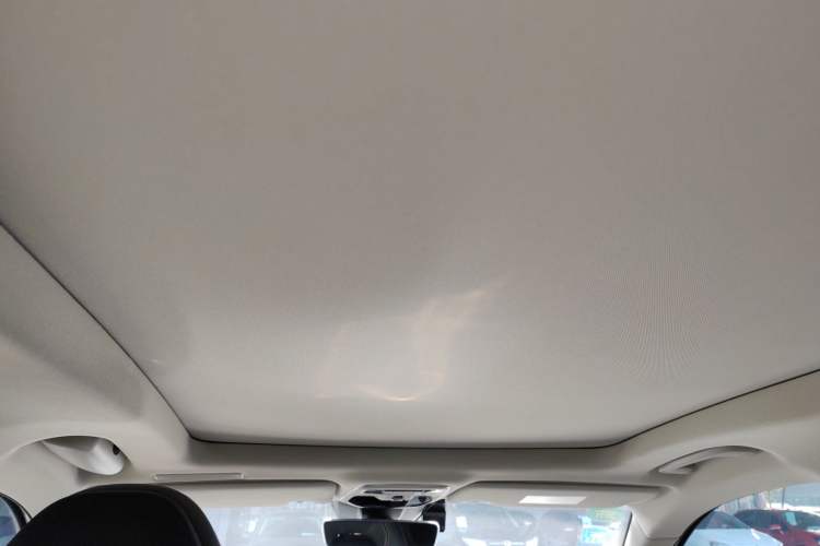 Used Lynk & Co 01 2019 2.0T Two-Wheel-Drive Pro Version China VI Standard
