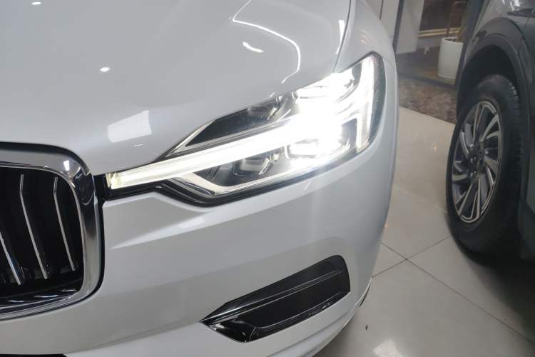 Used Volvo XC60 2021 T5 4x4 Smart Luxury Edition