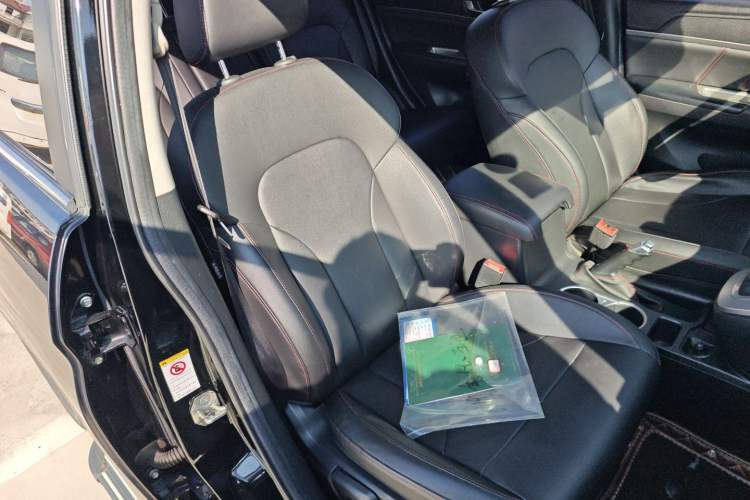 Used Haval M6 2018 1.5T DCT Two-Wheel Drive Elite Model
