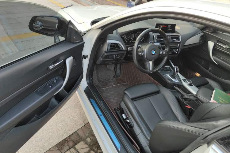 Used BMW 2 Series 2014 M235i
