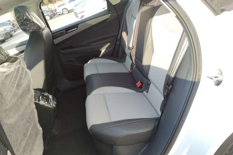 Used Volkswagen ID.7 VIZZION 2024 AIR model
