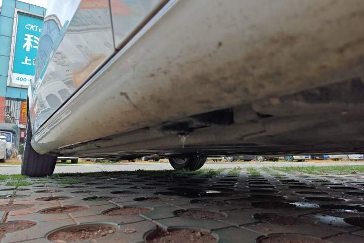 Used Mercedes-Benz C-Class 2015 Facelift C 200 L
