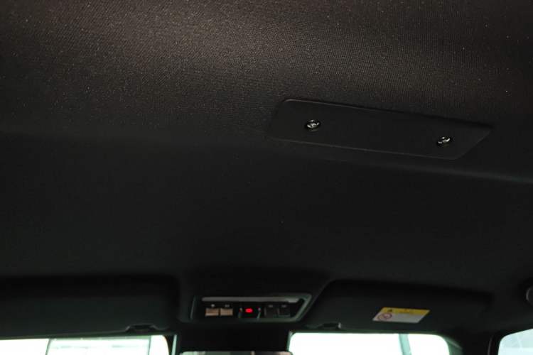 Used  V23 2025 501 Four-Wheel Drive Intelligent Driving Version
