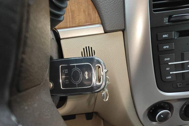 Used Buick Excelle 2015 1.5L Automatic Classic Model
