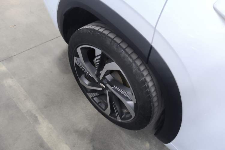 Used Geely Auto Monjaro L 2021 2.0TD DCT EVO Two-Wheel Drive Smart Luxury Version
