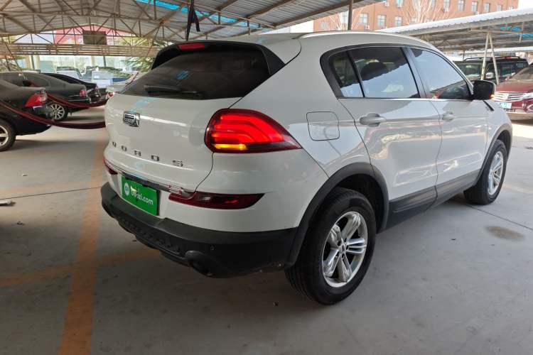 Used Qoros 5 2018 Revised Version 1.6T Automatic Leading Edition
