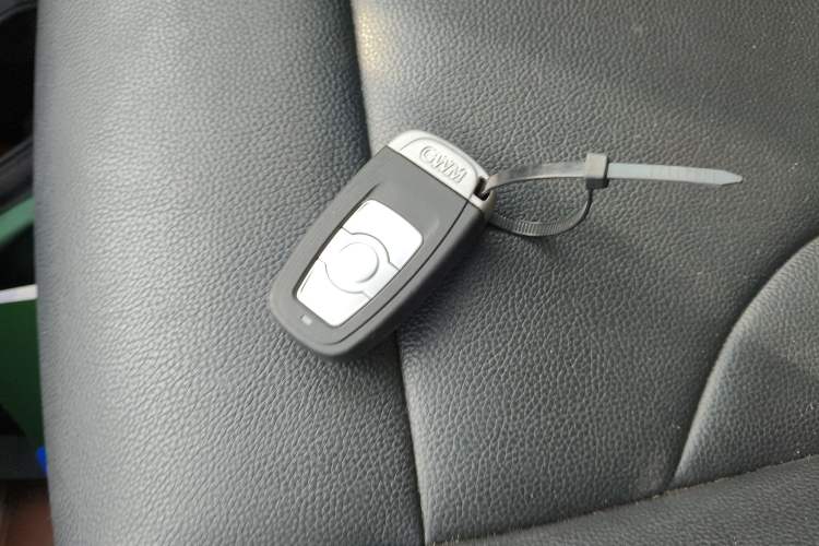 Used Haval H6 2015 Upgraded Model 1.5T Manual Two-Wheel Drive Elite Version