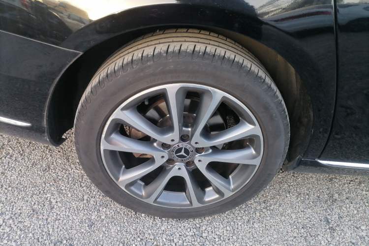 Used Mercedes-Benz E-Class 2017 E 300 L Luxury Model
