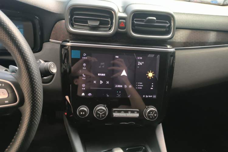 Used Lynk & Co 02 2019 1.5T DCT Two-Wheel Drive Pro Edition China VI Standard
