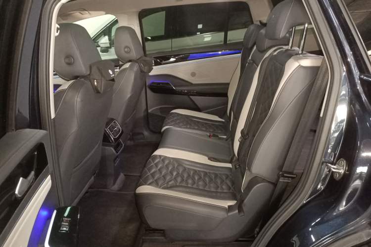 Used Volkswagen ID.6 CROZZ 2022 Long-Range PRO Edition