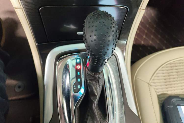 Used Buick Regal 2014 2.0L Leading Fashion Edition
