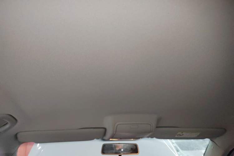 Used Volkswagen Tiguan L 2015 1.8TSI Manual Two-Wheel Drive Fashion Edition
