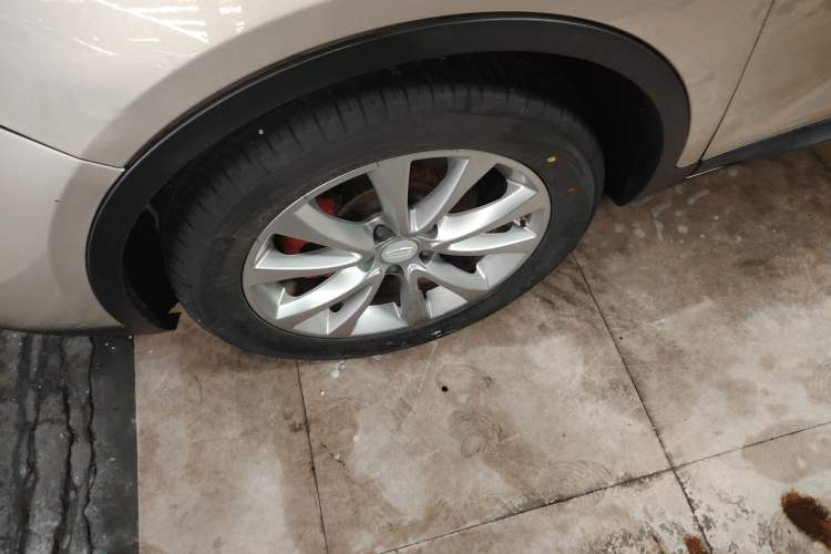 Used Geely Auto Emgrand GS 2016 Sport Edition 1.8L Automatic LingShang Model
