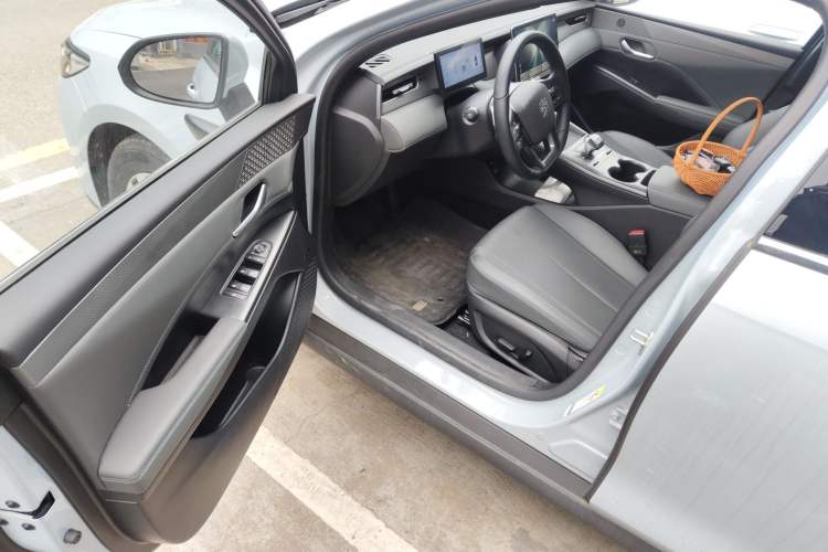 Used BYD Qin PLUS 2025 DM-i Smart Drive 55KM Beyond Model