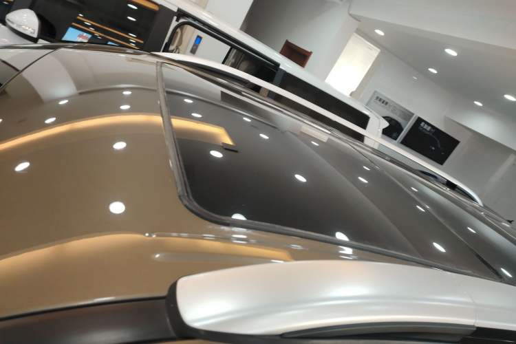 Used GAC Trumpchi GS8 2017 320T Two-Wheel Drive Luxury Smart Connectivity Version (7 Seats)
