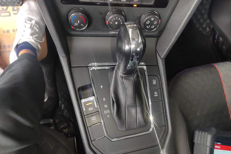 Used Volkswagen Lamando 2021 230TSI DSG Fashion Edition
