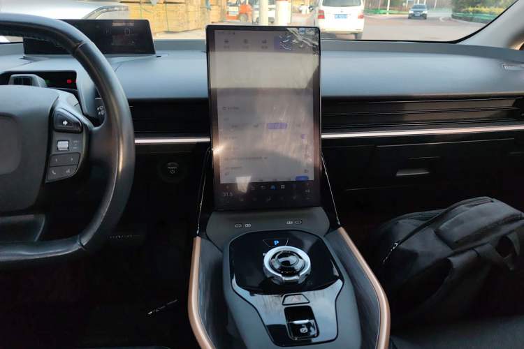 Used Toyota bZ3 2023 616 km Long-Range Premium
