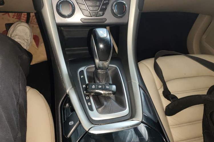 Used Ford Mondeo 2013 2.0L GTDi 200 Fashion Edition