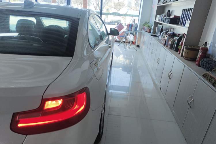 Used BMW 2 Series (Import) 2015 218i
