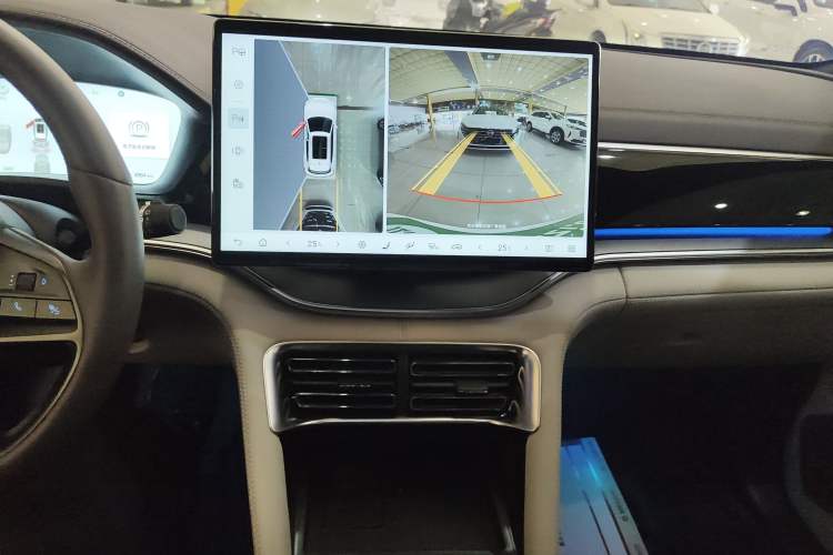 Used BYD Song PLUS New Energy 2025 DM-i Smart Drive 112KM Prestige Model