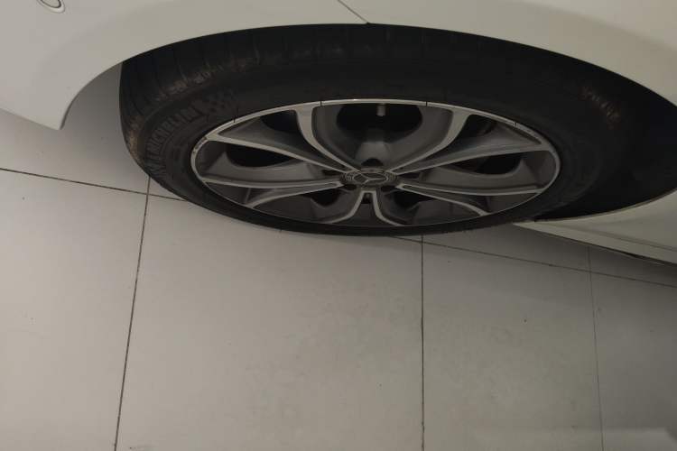 Used Mercedes-Benz E-Class 2020 Restyled E 300 L Sporty and Stylish Edition