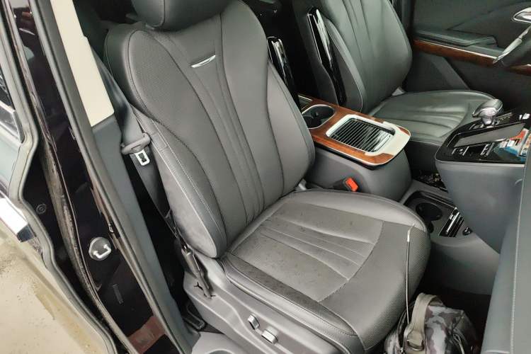 Used Hongqi HQ9 PHEV 2024 2.0T Four-Wheel Drive Luxury Edition