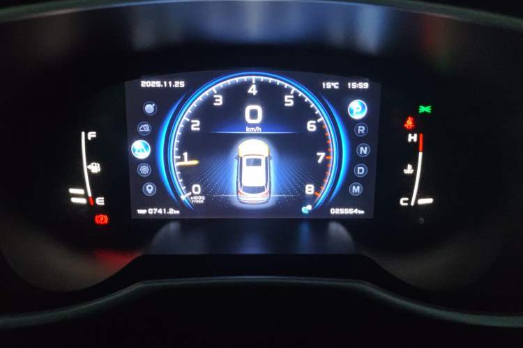 Used Geely Auto Emgrand X7 Sport 2022 1.8TD DCT Zhiya Trim
