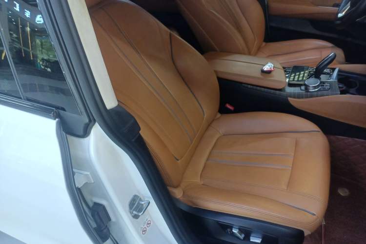 Used BMW 6 Series GT 2018 630i Luxury Design Package
