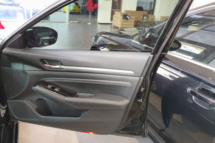 Used Nissan Teana 2022 2.0L XL-TLS Enjoyment Edition