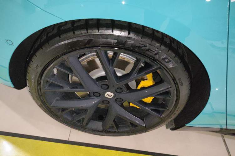 Used  SU7 2024 Four-Wheel Drive Ultra-Long Range Advanced Intelligent Driving Max Edition
