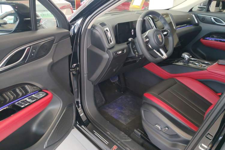 Used Hongqi HS3 2023 1.5T Two-Wheel Drive Shanwei Edition
