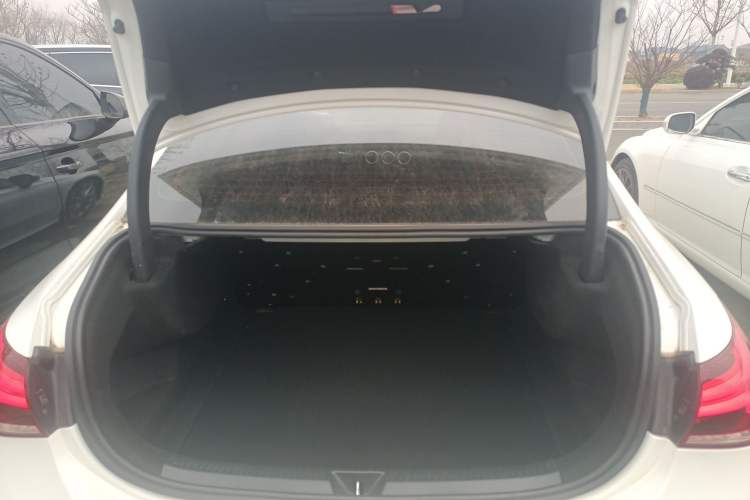 Used Mercedes-Benz A-Class 2022 Restyled A 200 L Sport Sedan Fashion Version
