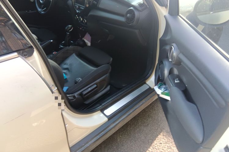 Used  MINI 2016 1.5T COOPER Five-Door Edition
