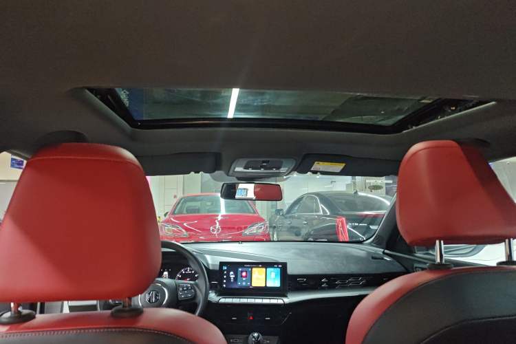 Used MG 5 2021 180 DVVT Manual Youth Luxury Edition