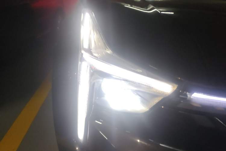 Used NETA U 2022 NETA U-Ⅱ 400 Lithium-Ion Battery
