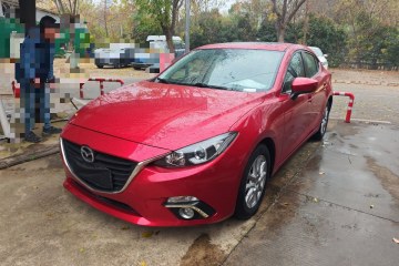 Used Mazda Mazda 3 Axela 2016 Sedan 1.5L Automatic Luxury Model